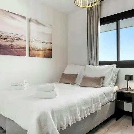 Moderno De 4 Hab. Con Vistas Bonitas * Fuengirola